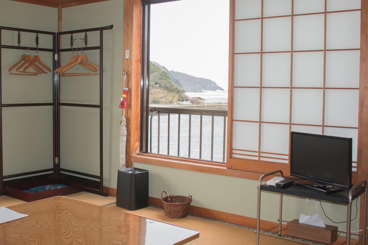 Hotel Nekozaki Toyooka  Esterno foto